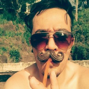 Meet your Posher, Daniel